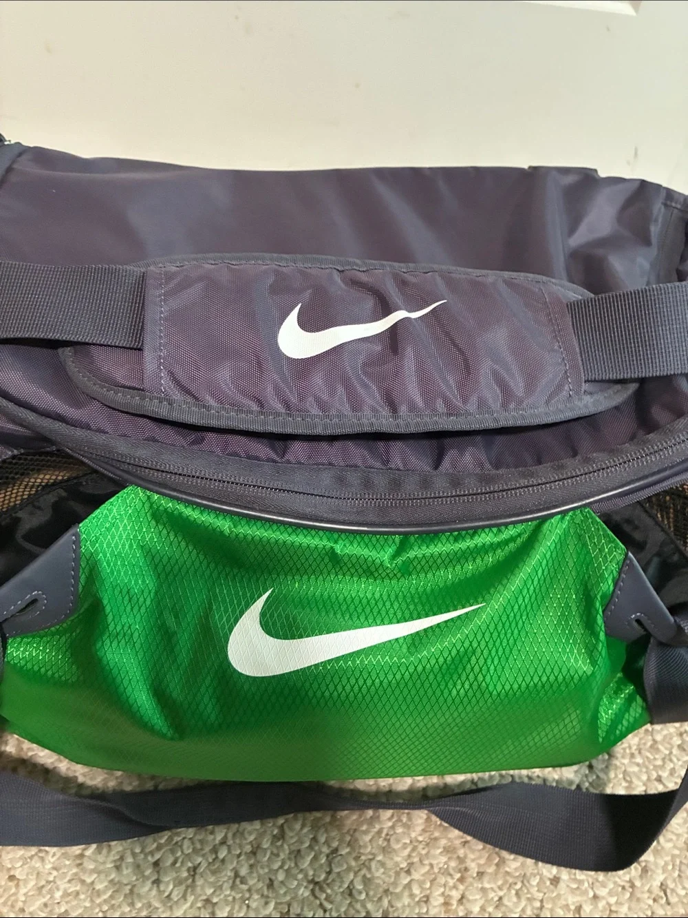 NWOT Nike Duffel bag